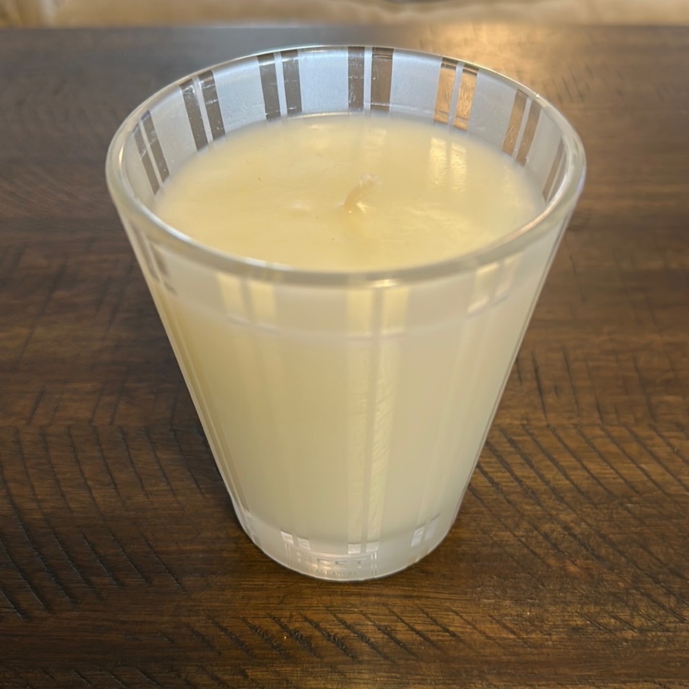 Nest New York Grapefruit Candle 8.1oz